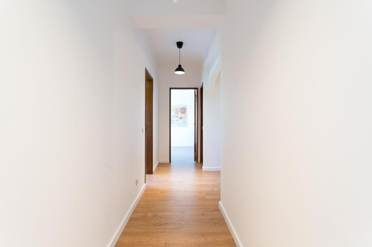 Apartamento Central Setubal Sossegado E Com Luz Exterior foto