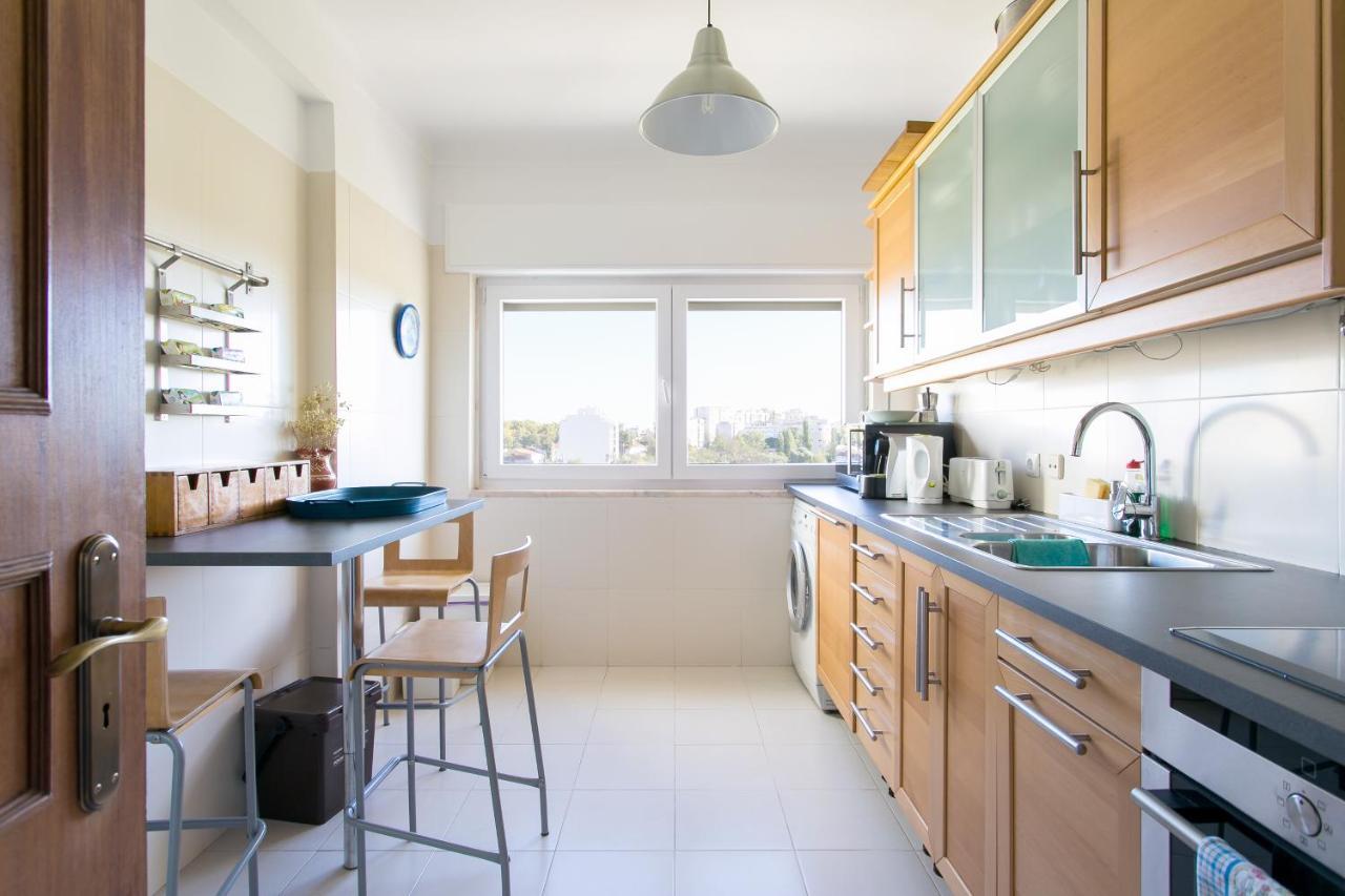 Apartamento Central Setubal Sossegado E Com Luz Exterior foto