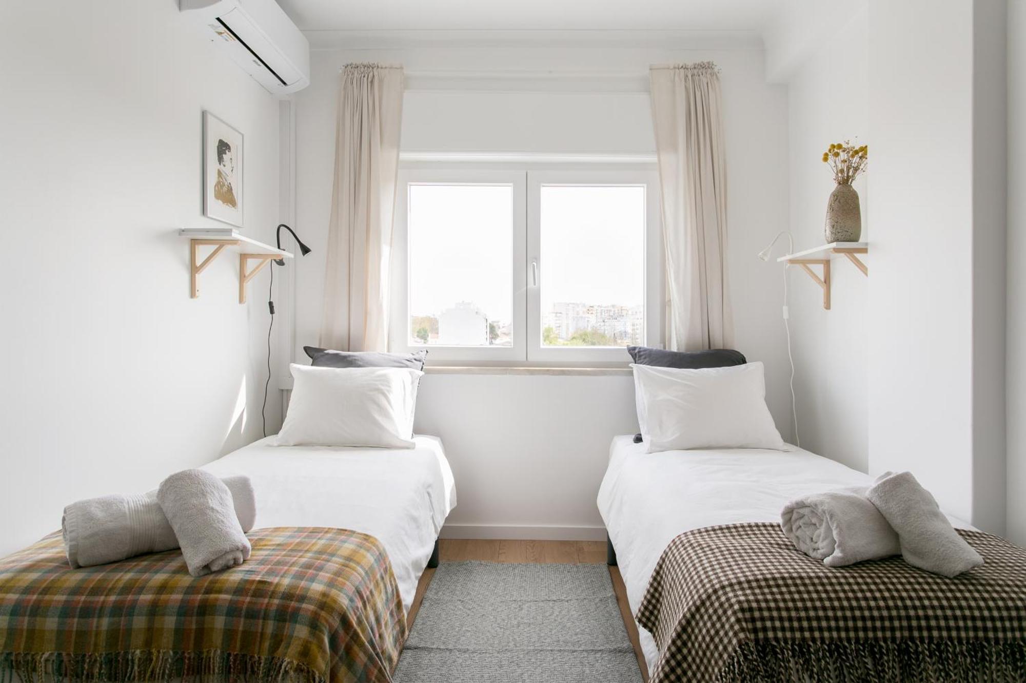 Apartamento Central Setubal Sossegado E Com Luz Exterior foto